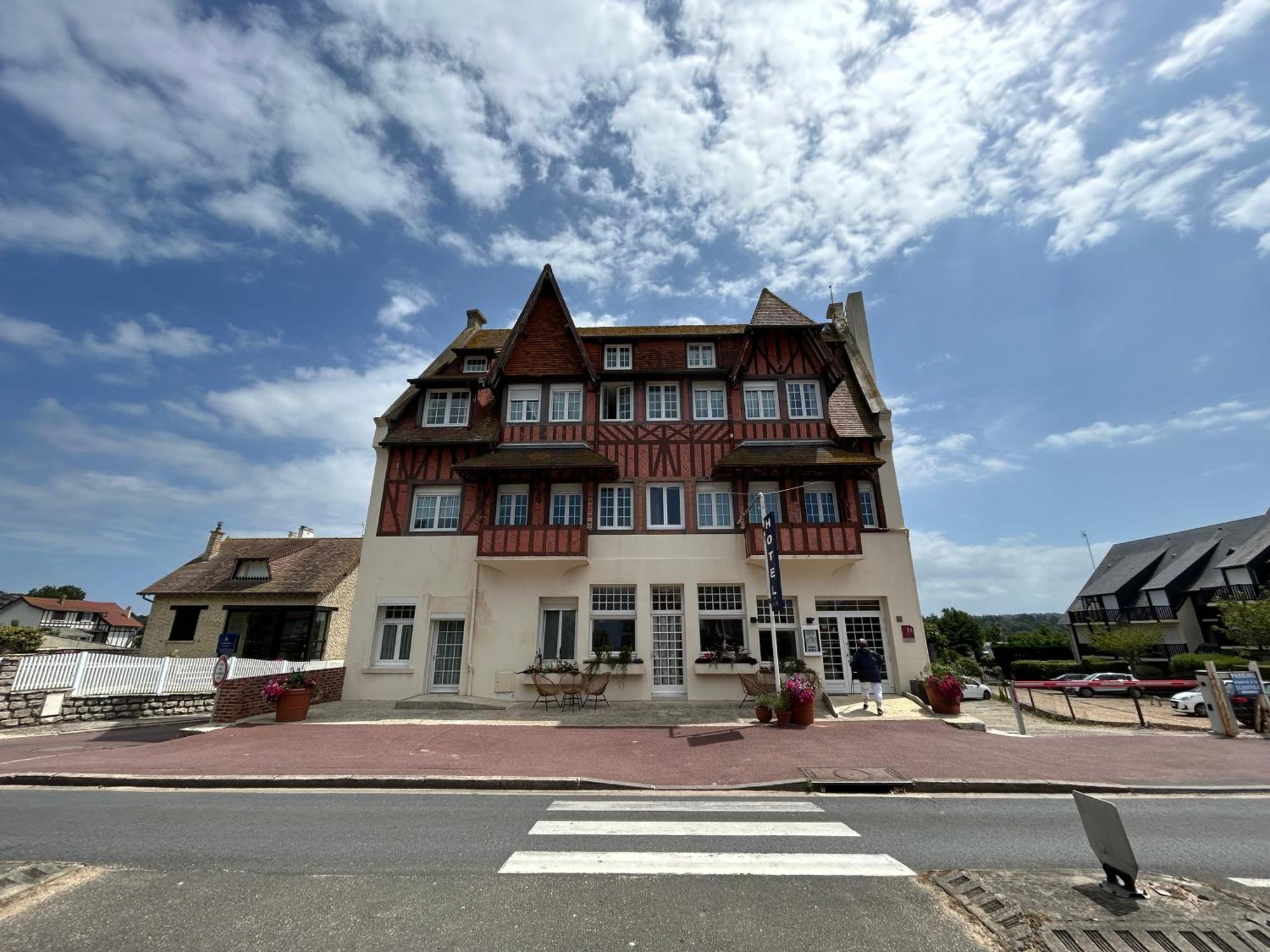 Hotel De La Mer - Deauville Blonville - Boutique Hotel De Charme Vue Mer Ou Campagne - Acces Direct Plage Zewnętrze zdjęcie