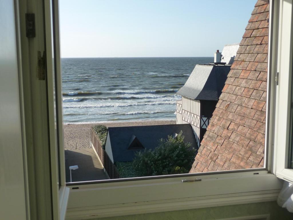 Hotel De La Mer - Deauville Blonville - Boutique Hotel De Charme Vue Mer Ou Campagne - Acces Direct Plage Zewnętrze zdjęcie